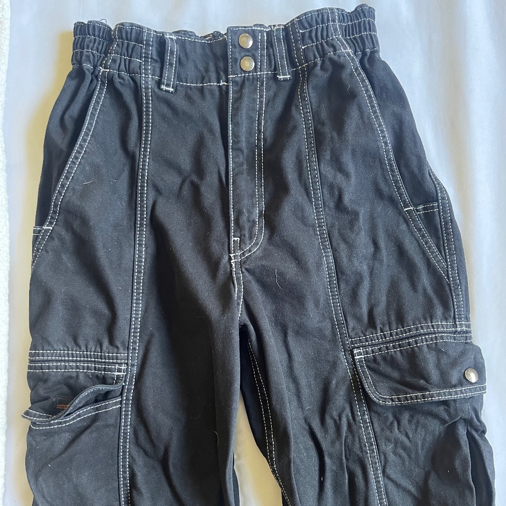 BDG (Urban Outfitters) Women's Cargo Pants (Black, Size 6)